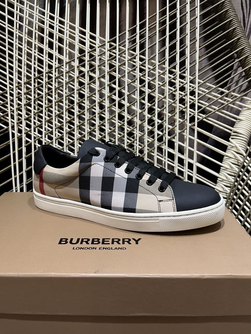 Burberry Low Shoes